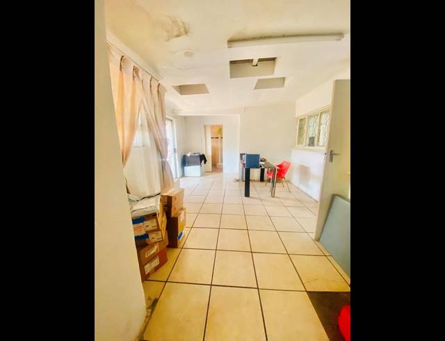 4 BEDROOM HOUSE FOR SALE IN MOUNTAIN RISE
